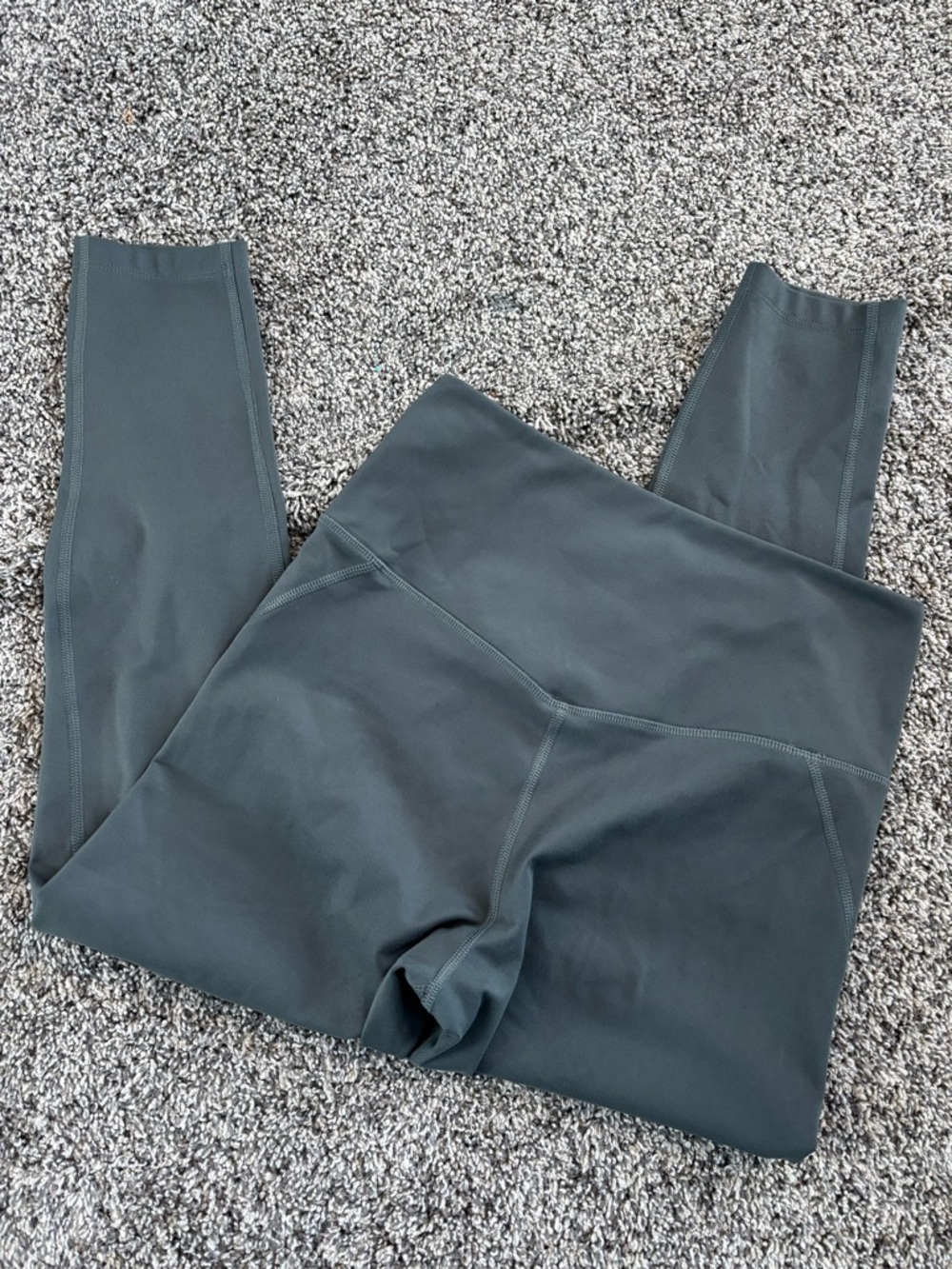 Girlfriend Collective Cropped Hunter Green Athletic Leggings - Picture 5 of 6